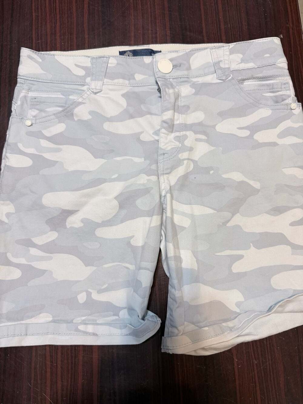 Democracy Ab Solution Camouflage Shorts Size 8 Light Blue Denim